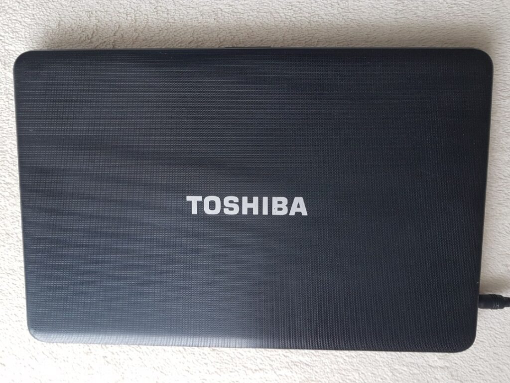 Продать ноутбук Toshiba L870