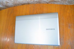 Продать ноутбук Samsung NP350